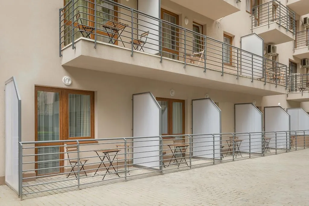 Maple Tree Budget Apartments Budapest