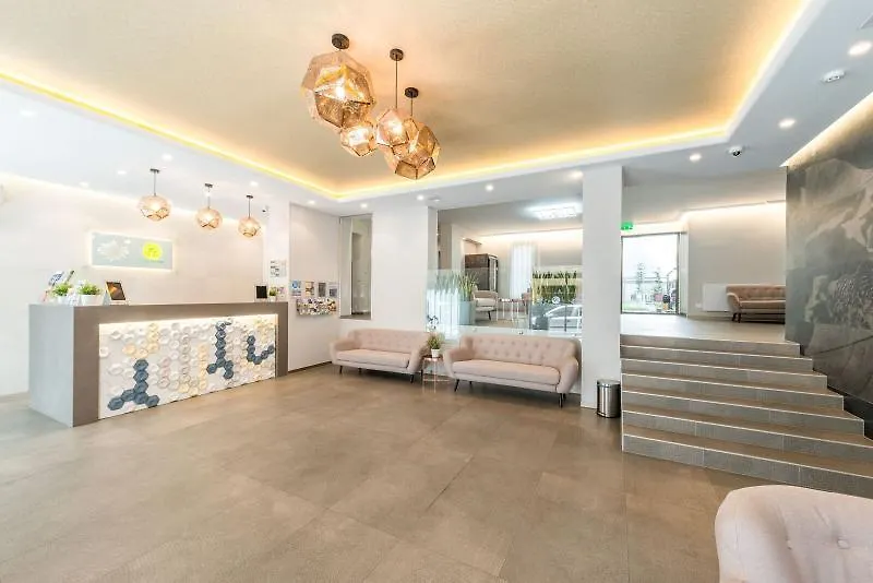 Maple Tree Budget Apartments Budapest Hungary