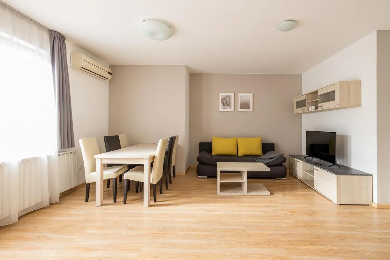Maple Tree Budget Apartments Budapest