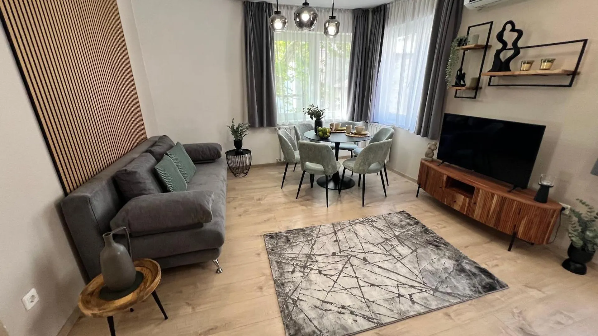 Maple Tree Budget Apartments Budapest