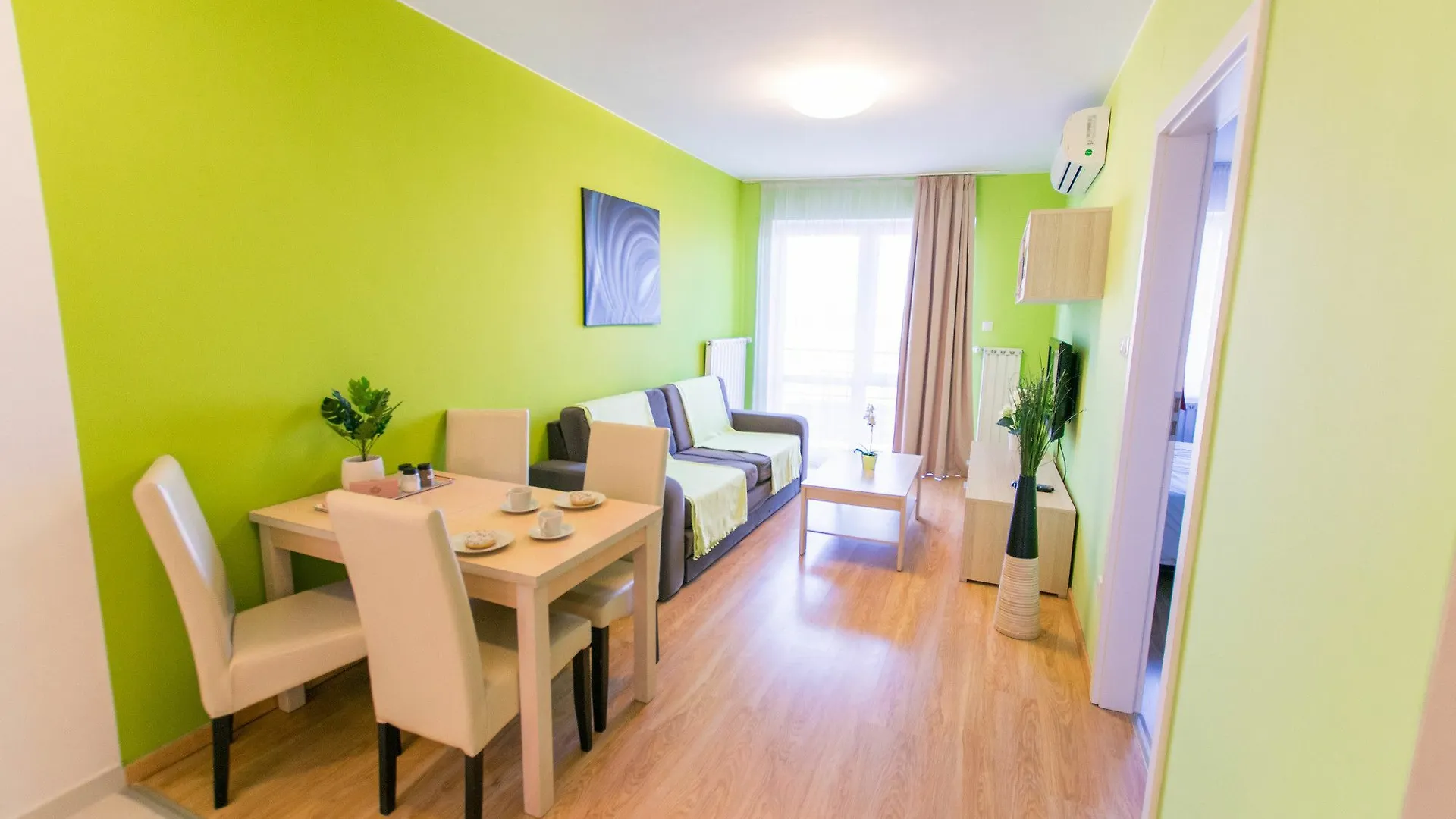 Maple Tree Budget Apartments Budapest 0*,  Ungern