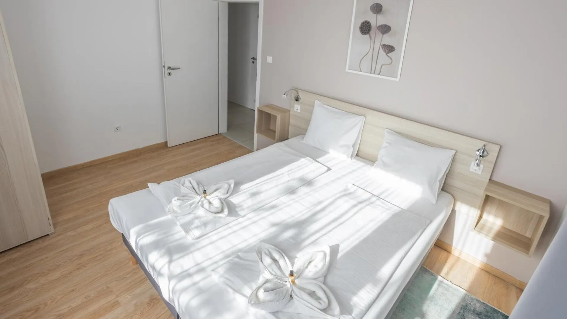 Maple Tree Budget Apartments Budapest