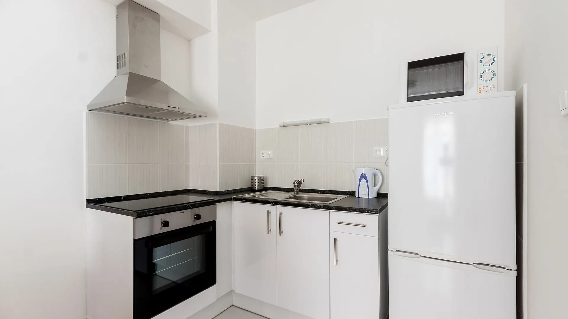 Maple Tree Budget Apartments Budapest
