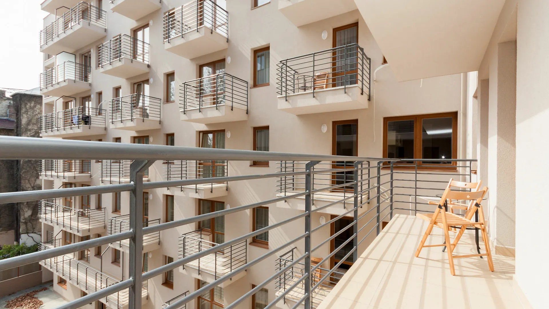 Maple Tree Budget Apartments Budapest
